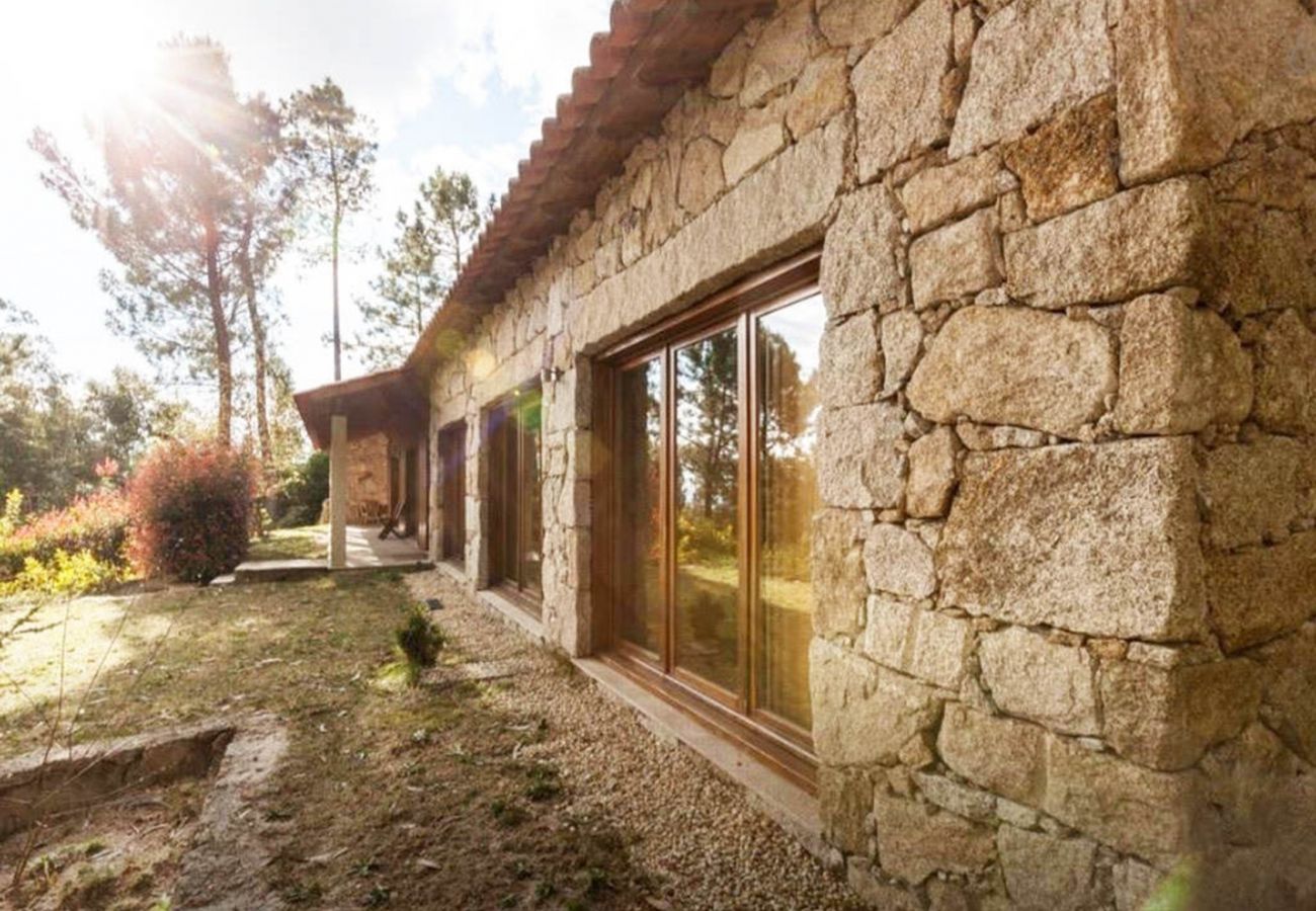 Casa Férias Natureza Serra Piscina 