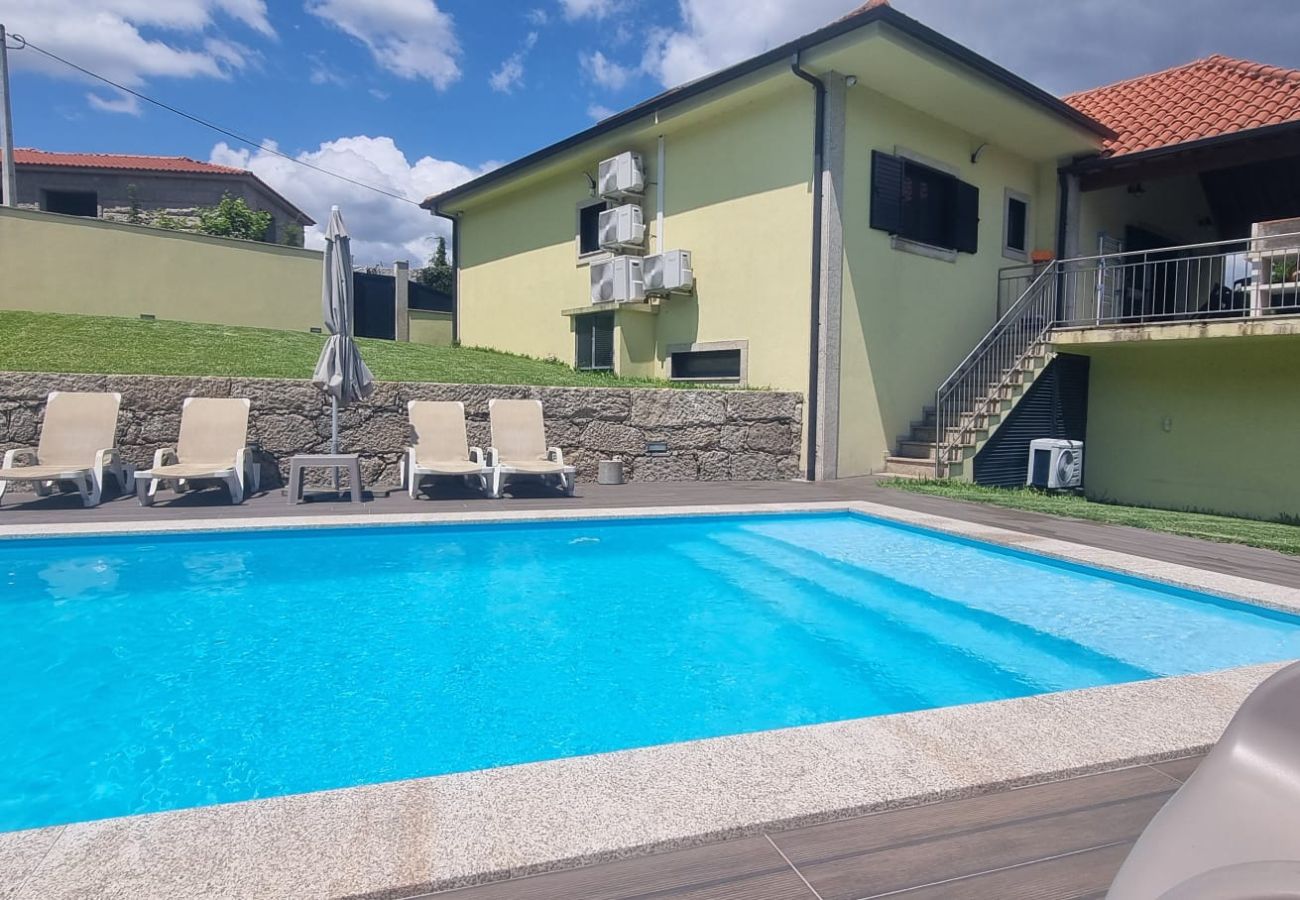 Casa em Gerês - Casa dos Henriques