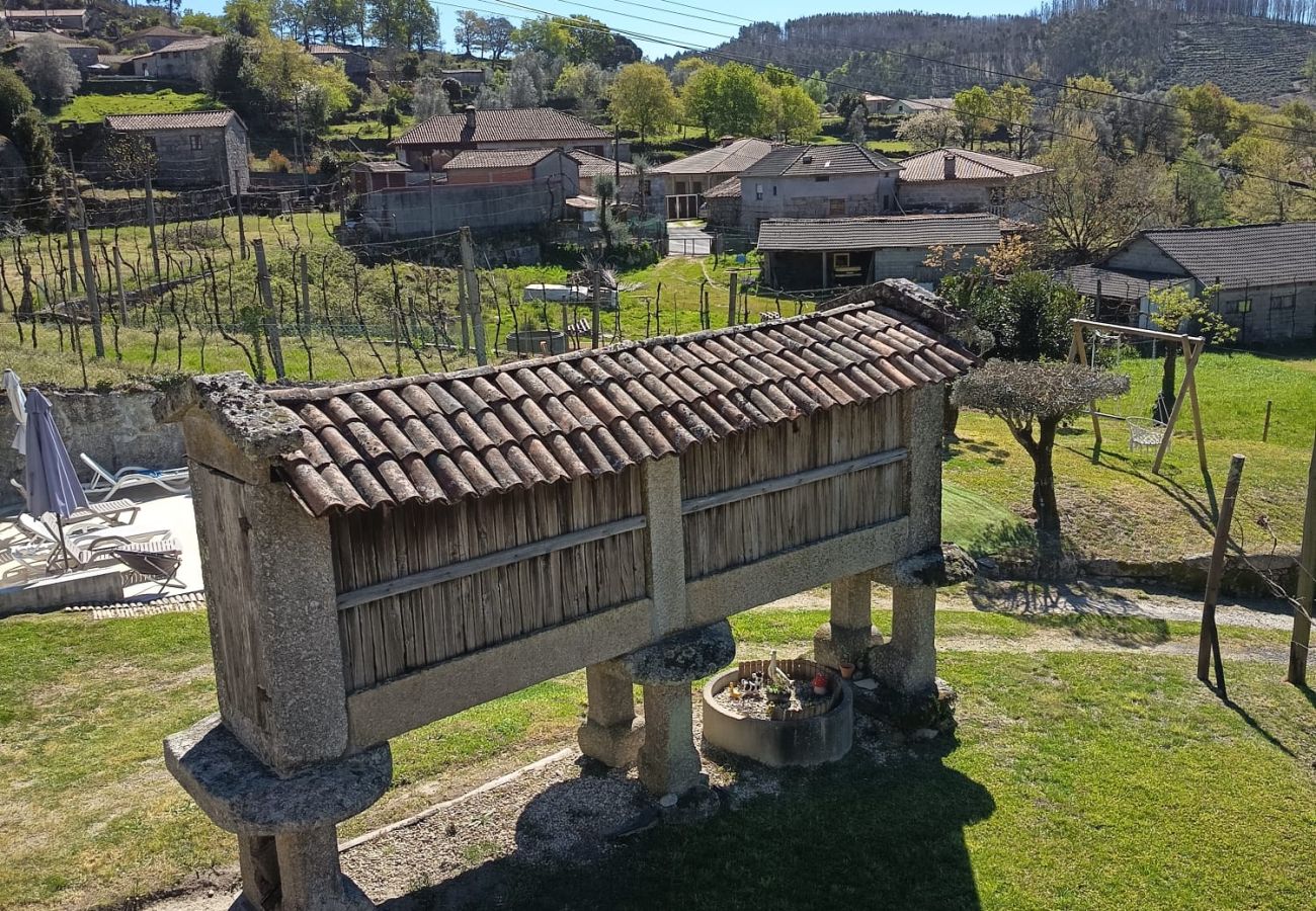 Alojamento de turismo rural em Vieira do Minho - Casa da Laranjeira Turismo Rural