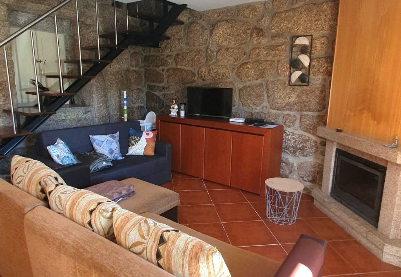 Alojamento de turismo rural em Vieira do Minho - Casa da Laranjeira Turismo Rural