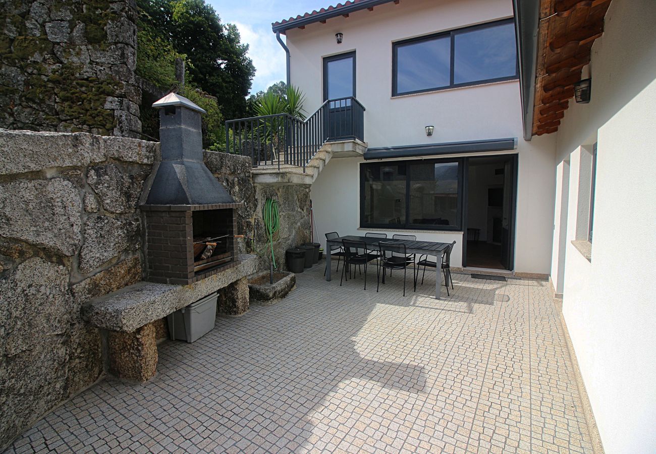 Casa em Gerês - Casa do Mestre Apart. 1