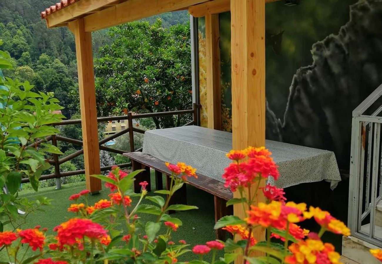 Casa rural em Gerês - Tea House Gerês