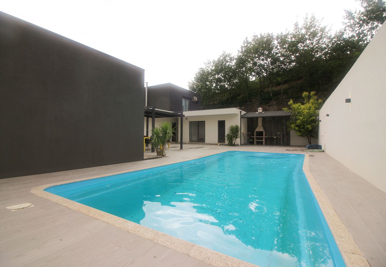 Villa em Vieira do Minho - Villa Travessa das Lages