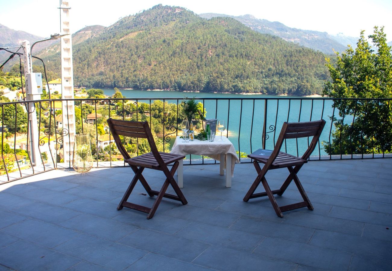 Casa em Gerês - Casa da Cruz