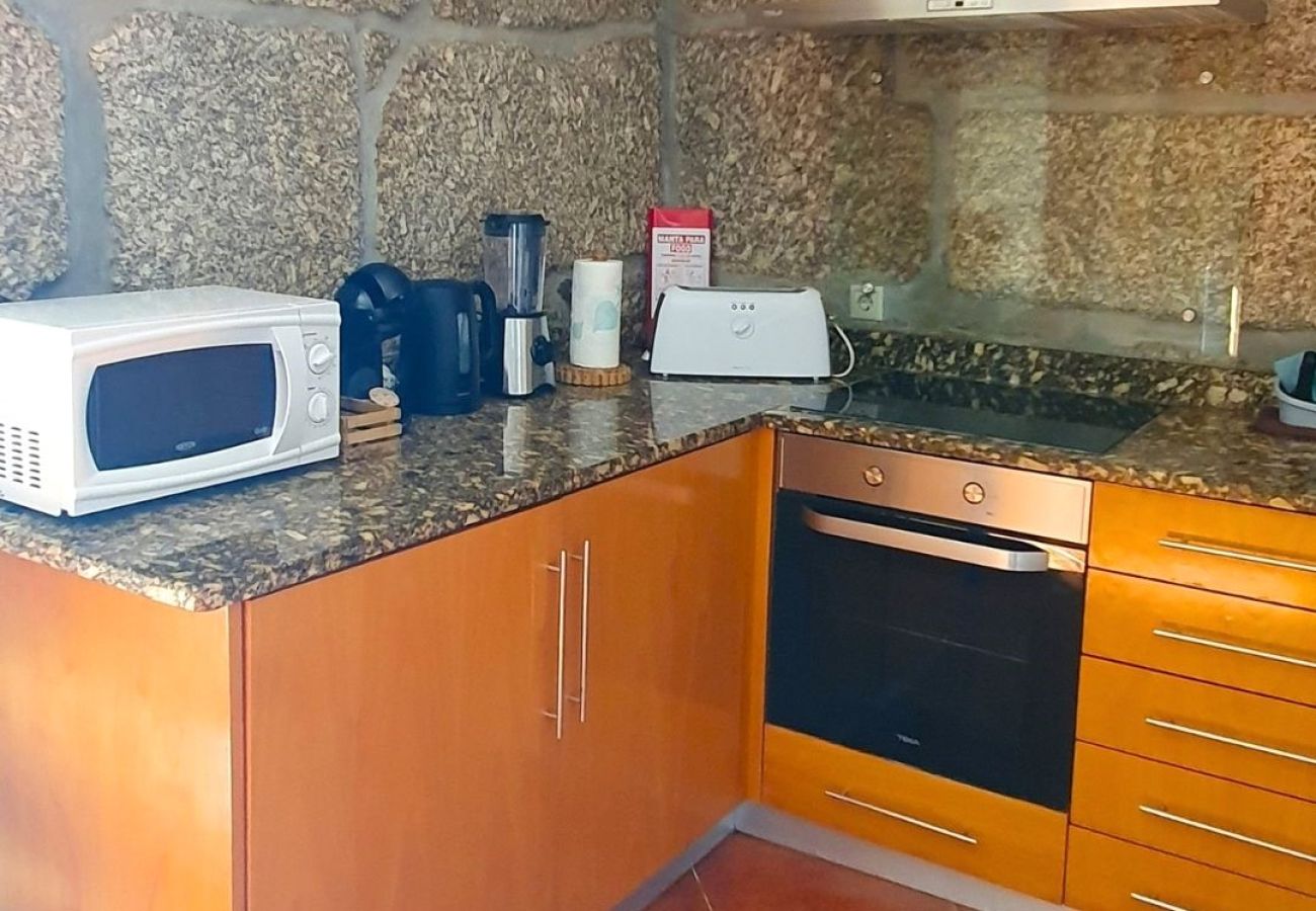 Farm stay in Vieira do Minho - Casa da Laranjeira Turismo Rural