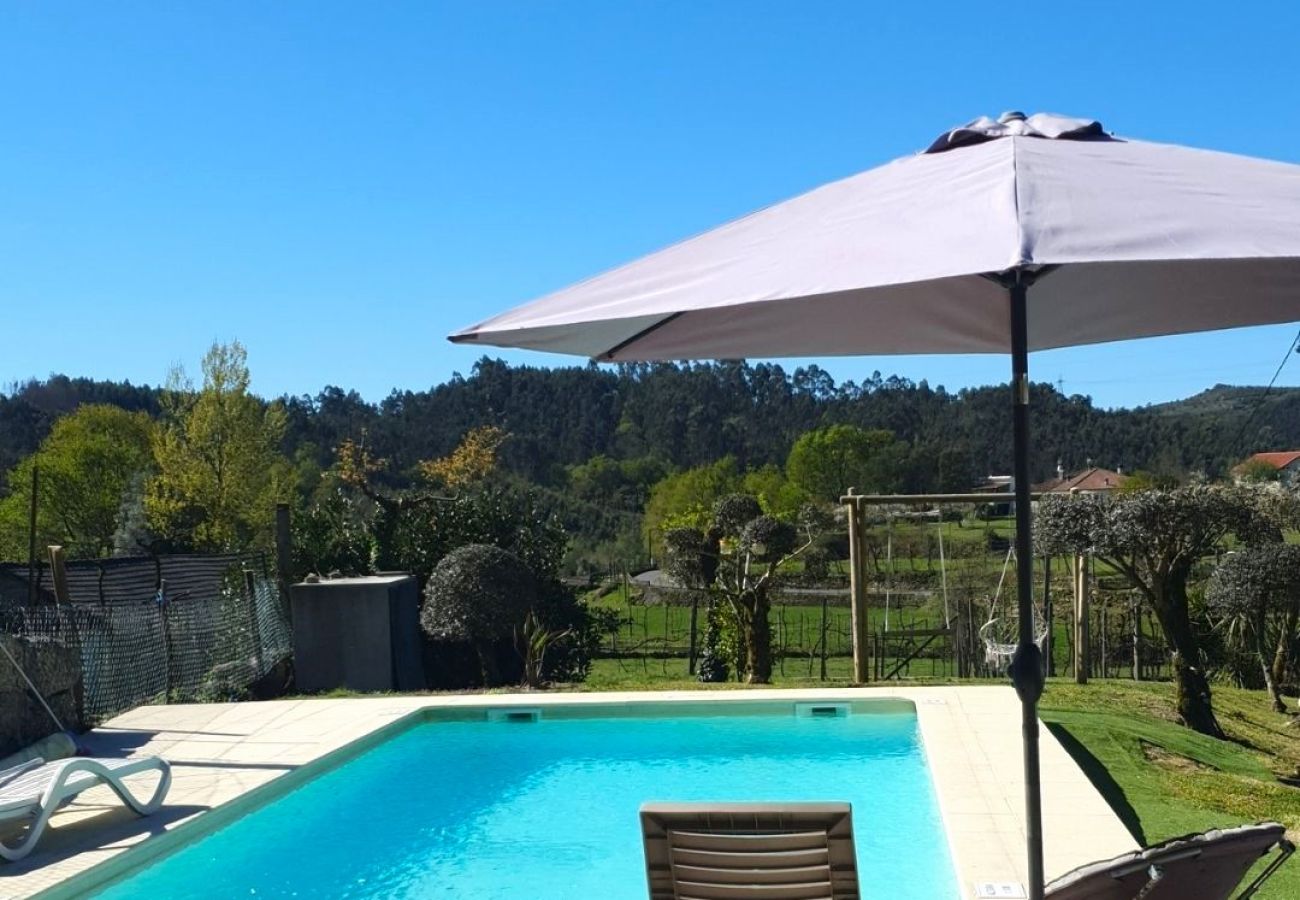 Farm stay in Vieira do Minho - Casa da Laranjeira Turismo Rural