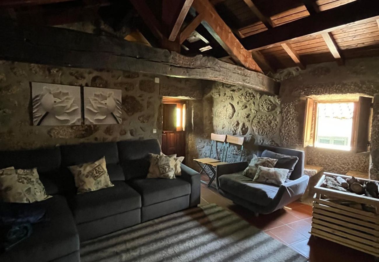 Cottage in Terras de Bouro - Cabaninhas House