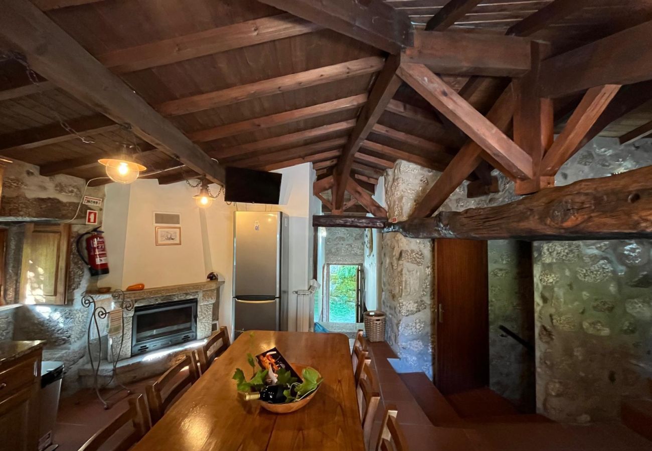 Cottage in Terras de Bouro - Cabaninhas House
