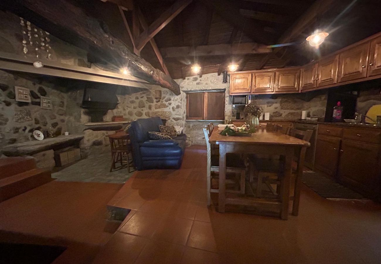 Cottage in Terras de Bouro - Cabaninhas House