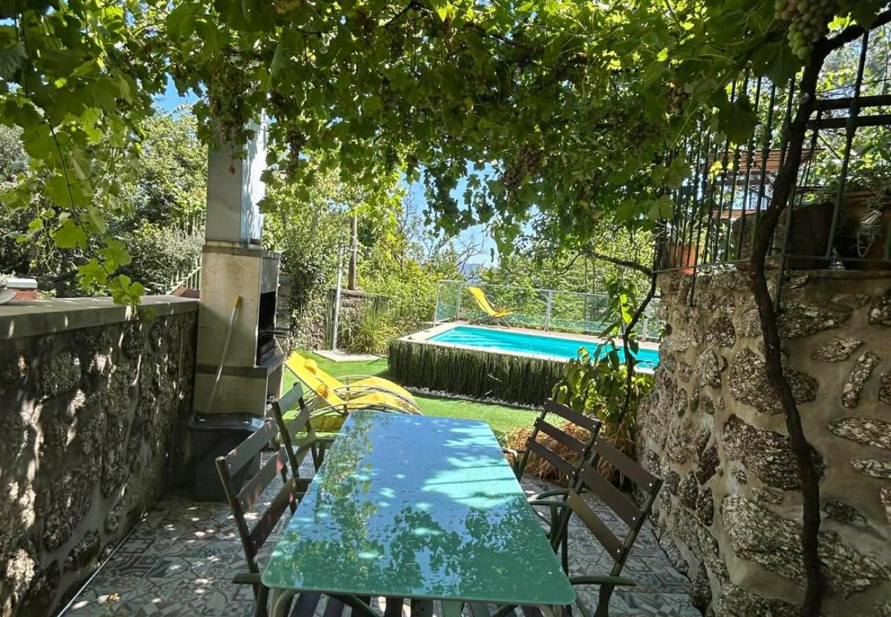 Cottage in Terras de Bouro - Cabaninhas House