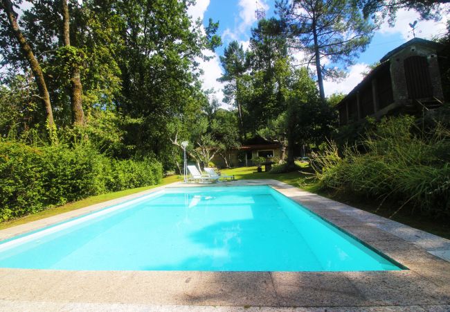 Cottage in Vieira do Minho - Casa da Piscina - Casa do Rio