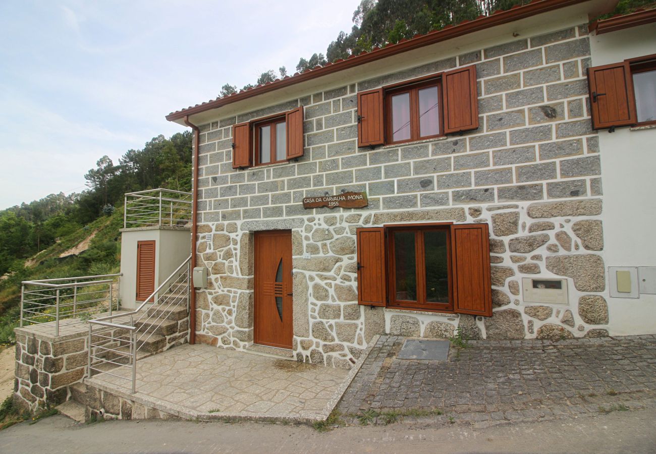 Cottage in Gerês - Casa da Carvalha Mona